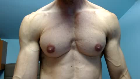 razorramon13 online show from July 9, 12:09 pm