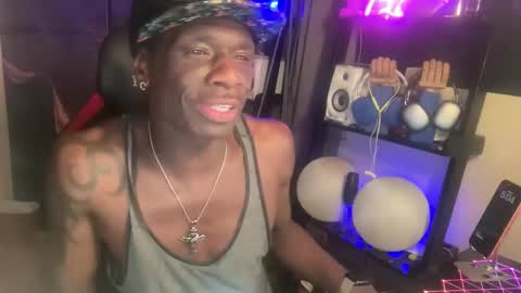 skylar online show from May 21, 9:04 am