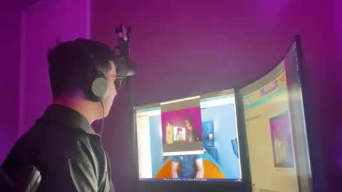 realboy223 online show from November 18, 12:53 pm