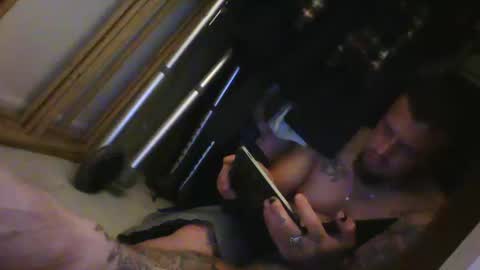 Snapshot of recka810 chatting on October 15, 4:20 am recka810 online show from October 15, 4:20 am