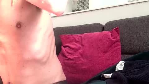 Redspider154 online show from December 2, 11:46 am