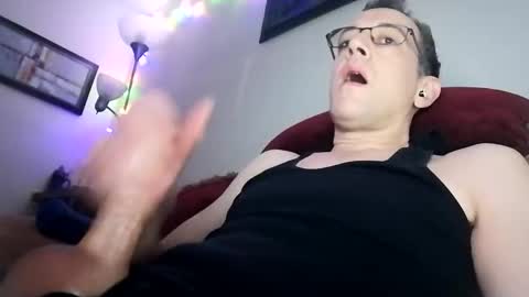 regularguy20 online show from December 14, 9:38 am