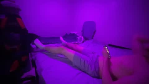 Rentaro online show from March 3, 9:45 pm