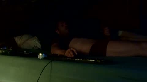 rhumgom40 online show from December 8, 3:43 am