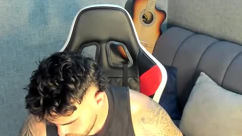 ricardogonzalez666 online show from October 12, 11:32 pm