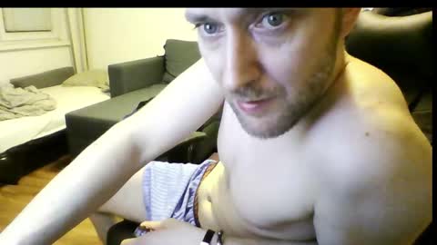 ricciardio online show from February 23, 10:00 pm