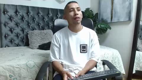 richar_voller online show from March 4, 11:19 am