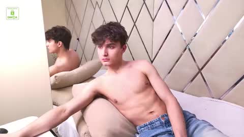 Richard online show from November 25, 3:47 pm