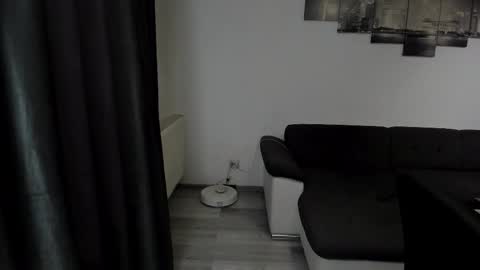 RichardDarell online show from March 14, 6:53 am