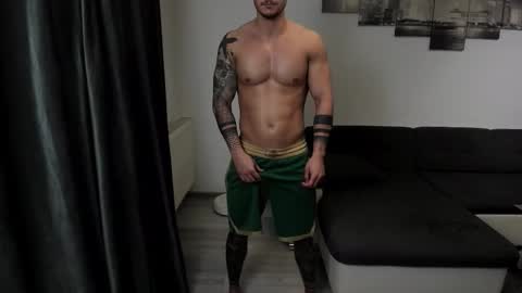 RichardDarell online show from November 4, 5:52 am