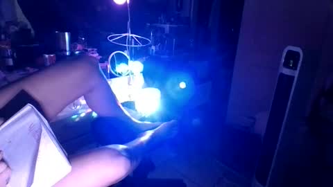 richluev122090 online show from March 27, 1:23 pm