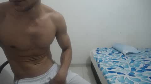 Snapshot of rickcumhot13 chatting on September 18, 5:59 pm rickcumhot13 online show from September 18, 5:59 pm