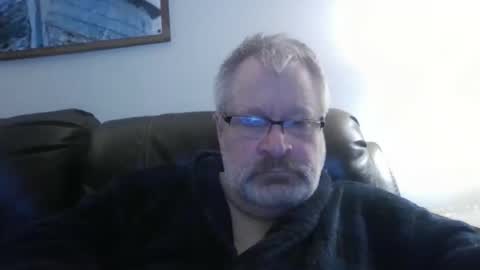 rob872217 online show from April 8, 9:08 am