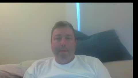 Snapshot of rob_bower_guy chatting on November 1, 8:24 pm rob_bower_guy online show from November 1, 8:24 pm