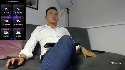 Robert online show from October 27, 12:57 am