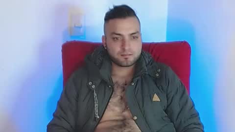 Snapshot of robert_leroy chatting on March 2, 3:02 am Stiven - online show from March 2, 3:02 am