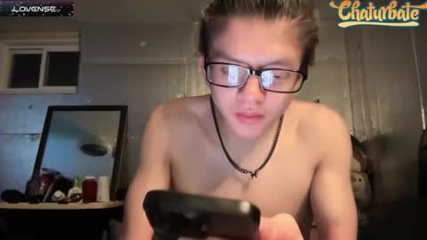 Robert Cici Jr. online show from December 7, 2:42 am