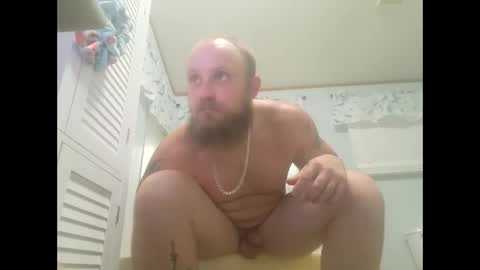 robertd5094 online show from May 29, 10:58 am