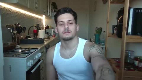 Roberto online show from March 8, 12:31 pm