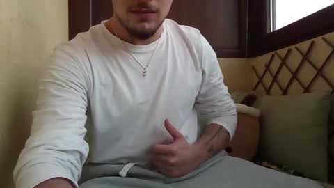 Roberto online show from January 18, 8:49 am