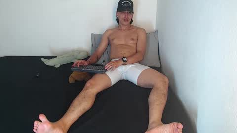 Robisson Zack online show from March 22, 3:33 am