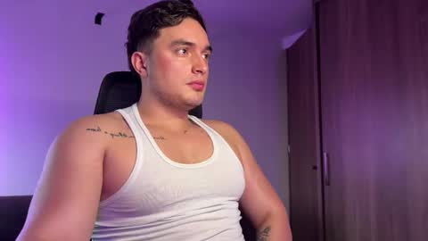 ROBYN online show from February 1, 10:41 pm