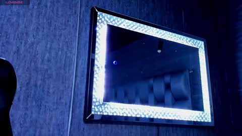 rocco_santos online show from September 25, 6:34 am