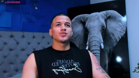 rocco_santos online show from September 9, 5:40 am