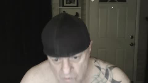 roinaz online show from December 28, 8:15 pm