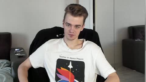 taylor fox online show from February 4, 10:54 am