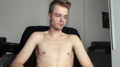 taylor fox online show from January 13, 6:27 am