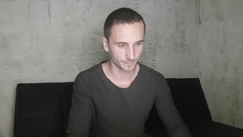 romangold4 online show from April 24, 5:37 pm