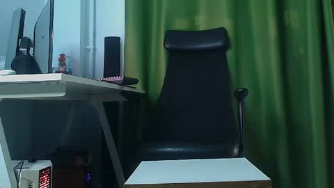 romaniamaster1 online show from July 10, 6:06 am