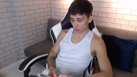 Rome online show from April 10, 7:43 pm