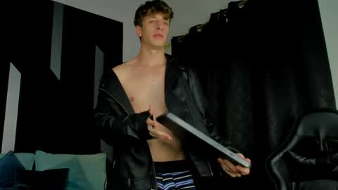 Romeo Ricci online show from May 31, 6:47 am