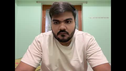 Romeo Sam online show from November 29, 11:56 am