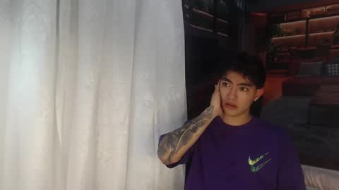 Romeo online show from December 17, 7:20 pm