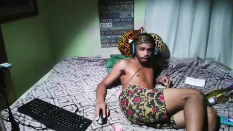 Snapshot of romeotyn chatting on October 6, 5:45 am romeotyn online show from October 6, 5:45 am