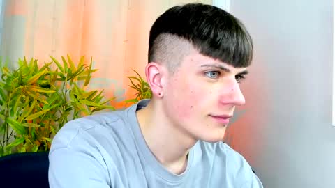 Rony online show from April 10, 9:00 pm