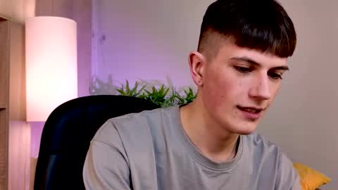 Rony online show from February 10, 8:35 pm