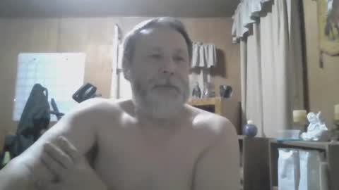 Snapshot of rosepanda chatting on February 14, 12:36 pm Lost4gain online show from February 14, 12:36 pm