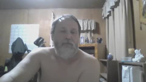 Snapshot of rosepanda chatting on February 15, 2:16 am Lost4gain online show from February 15, 2:16 am