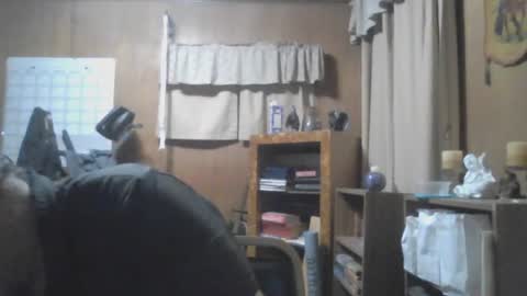 Snapshot of rosepanda chatting on February 21, 1:44 am Lost4gain online show from February 21, 1:44 am