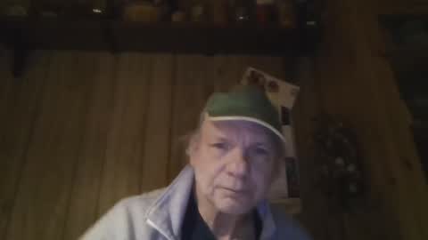 roses2u1958 online show from January 1, 3:35 pm