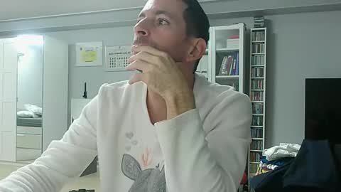 roubarixx online show from October 20, 8:07 am