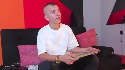 Rowan online show from September 24, 2:26 pm