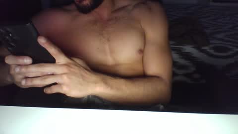 royjames1 online show from February 21, 10:33 pm