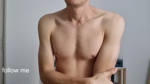 Roy online show from April 4, 6:27 pm