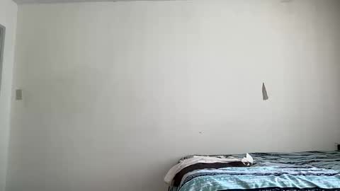 rpevere810651 online show from June 8, 3:46 pm