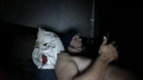 rubbingoneout714 online show from January 2, 2:43 am